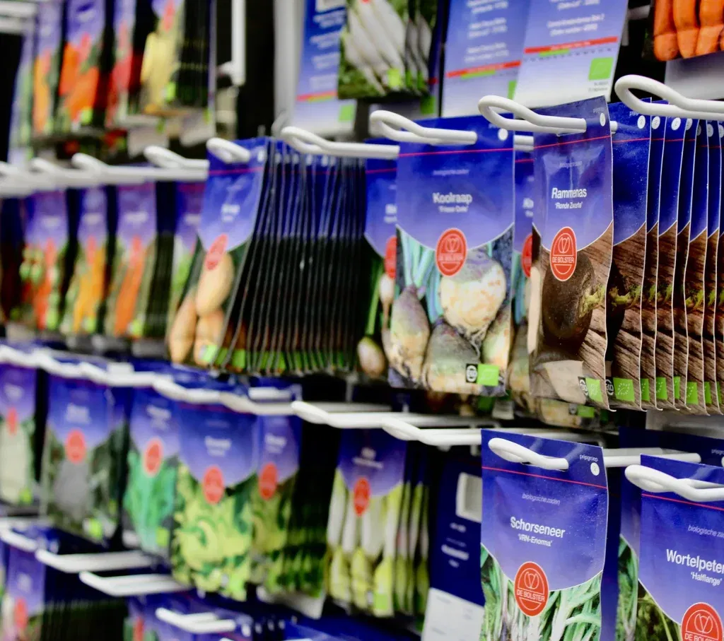 Verschillende groente- en fruitzaden van De Bolster bij Steck in Utrecht