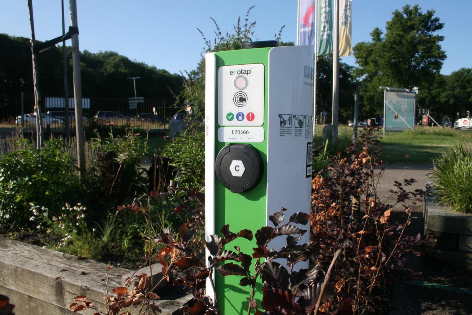 Ecotap laadpaal voor elektrische auto's bij Steck Utrecht Overvecht
